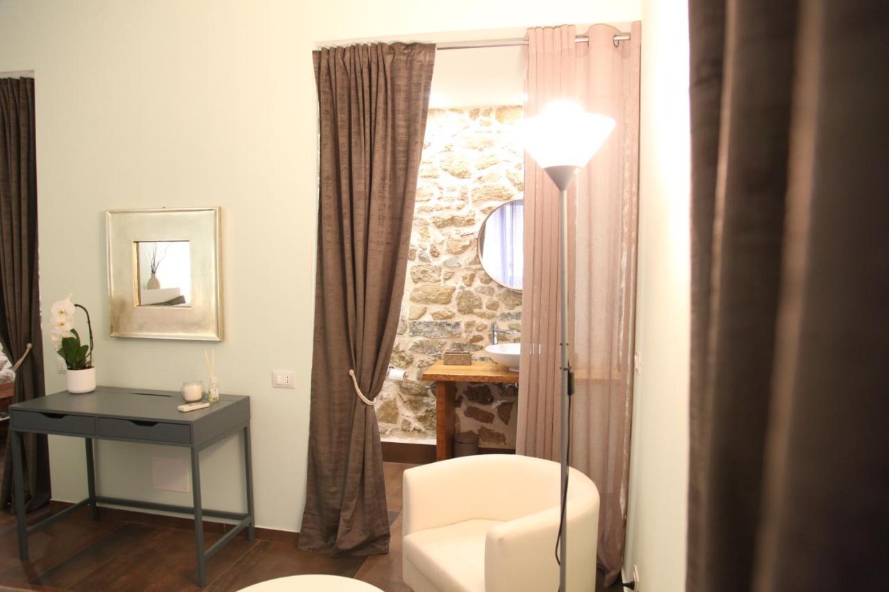 Chiarastella Rooms Villafrati Buitenkant foto